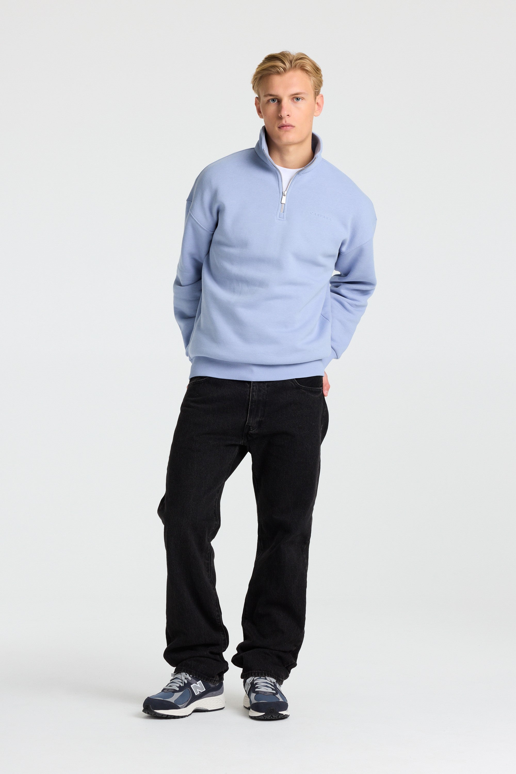 M. 1/4 Zip - Vintage Blue